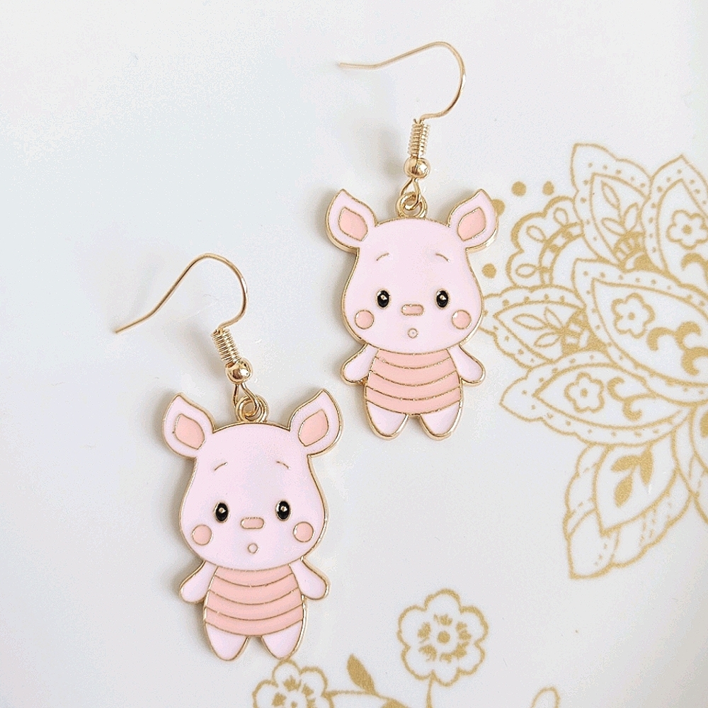 NWT- Baby Piglet Winnie the Pooh Dangle Earrings